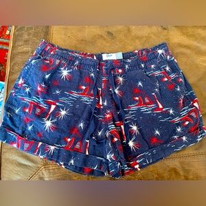 Old Navy Fireworks July 4th Drawstring Shorts Womens Small 2014 Lilly Lawsuit 😬